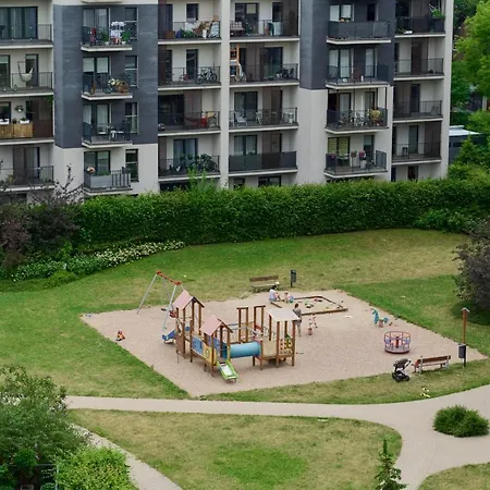 Jesionowa With Free Garage By Renters Appartement