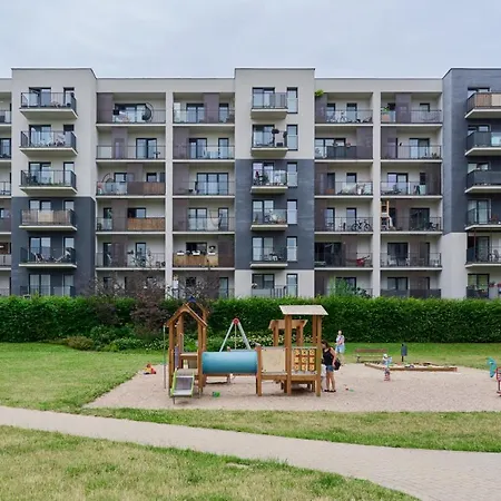 Jesionowa With Free Garage By Renters * Wrocław