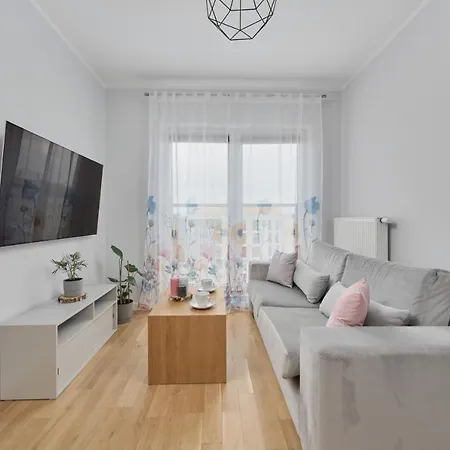 Jesionowa With Free Garage By Renters Daire